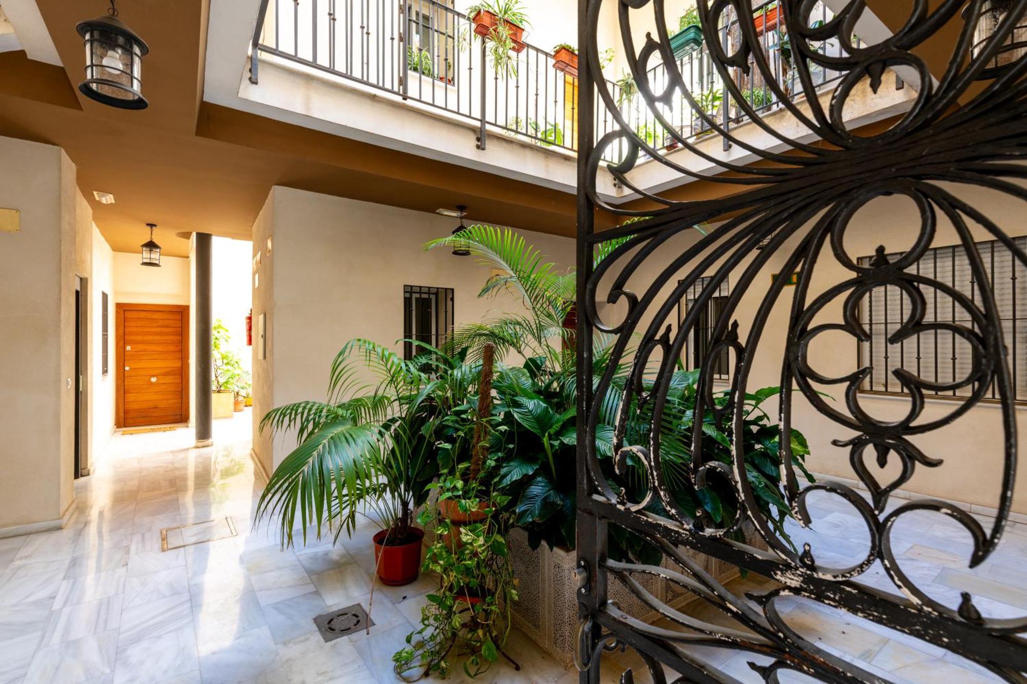 Don Fadrique Parlamento By Thegoodtourist Apartment Sevilla Bagian luar foto